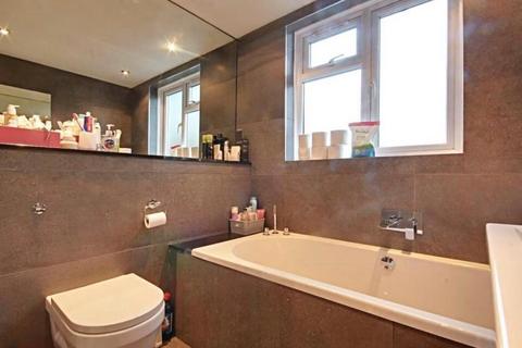 3 bedroom semi-detached house for sale, Hill Crest, Potters Bar