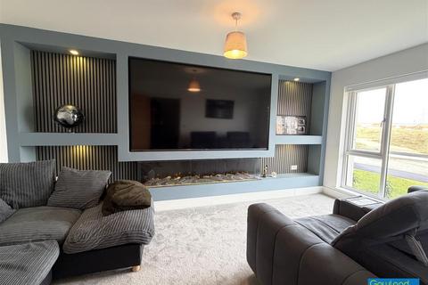 3 bedroom semi-detached house for sale, Cherry Tree Drive, Yarm TS15 9XZ