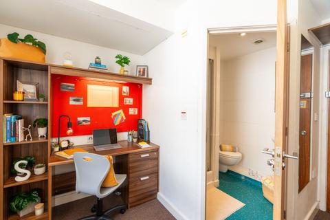 1 bedroom private hall to rent, Greatorex Street, London E1