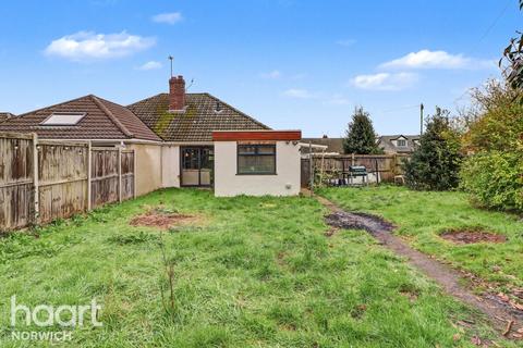 2 bedroom semi-detached bungalow for sale, Russell Avenue, Norwich