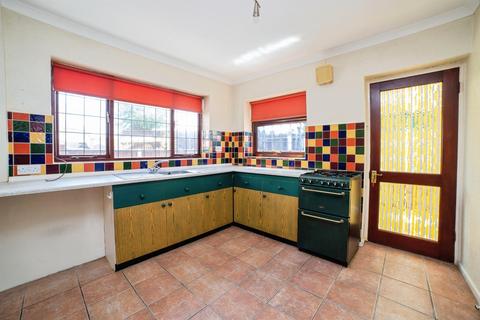 2 bedroom detached bungalow for sale, Ford Avenue, Heanor DE75