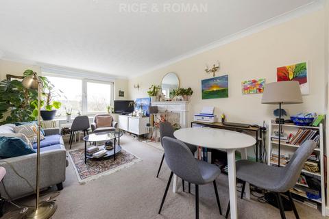 undefined, Galsworthy Road, Kingston Upon Thames KT2