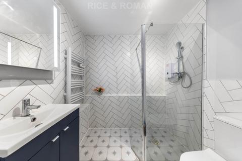 undefined, Galsworthy Road, Kingston Upon Thames KT2