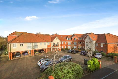 2 bedroom flat for sale, London Road, Hailsham