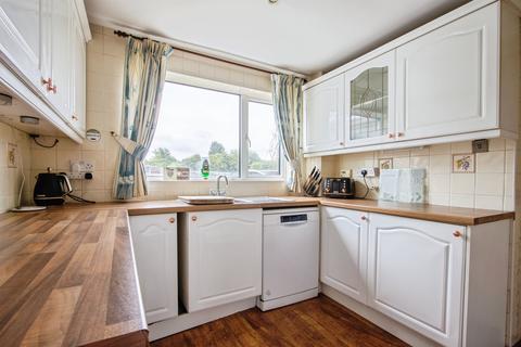 4 bedroom detached house for sale, Sandgate Drive, Kippax, Leeds