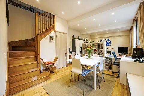 3 bedroom semi-detached house for sale, Holywell Mews, Holywell Hill, St. Albans, Hertfordshire, AL1