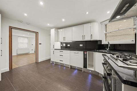 2 bedroom apartment to rent, Cosway Street, London, NW1