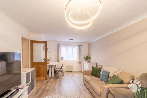 2 bedroom apartment for sale, Copperfields, Basildon SS15