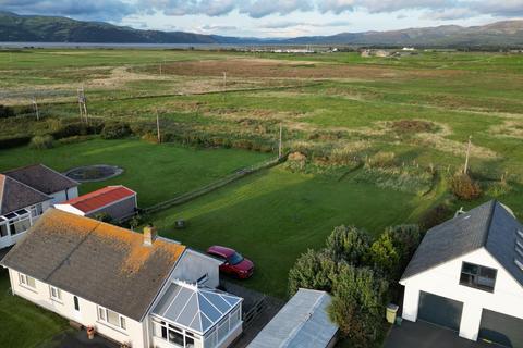 undefined, Ynyslas, Borth