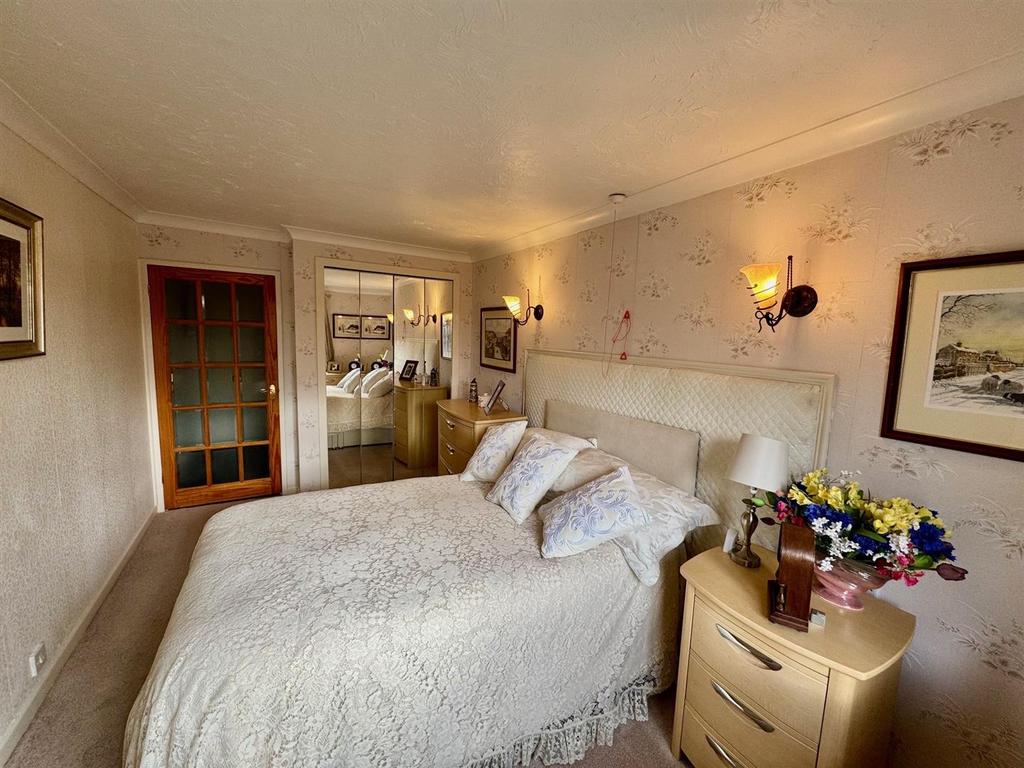 Bedroom 2.jpg