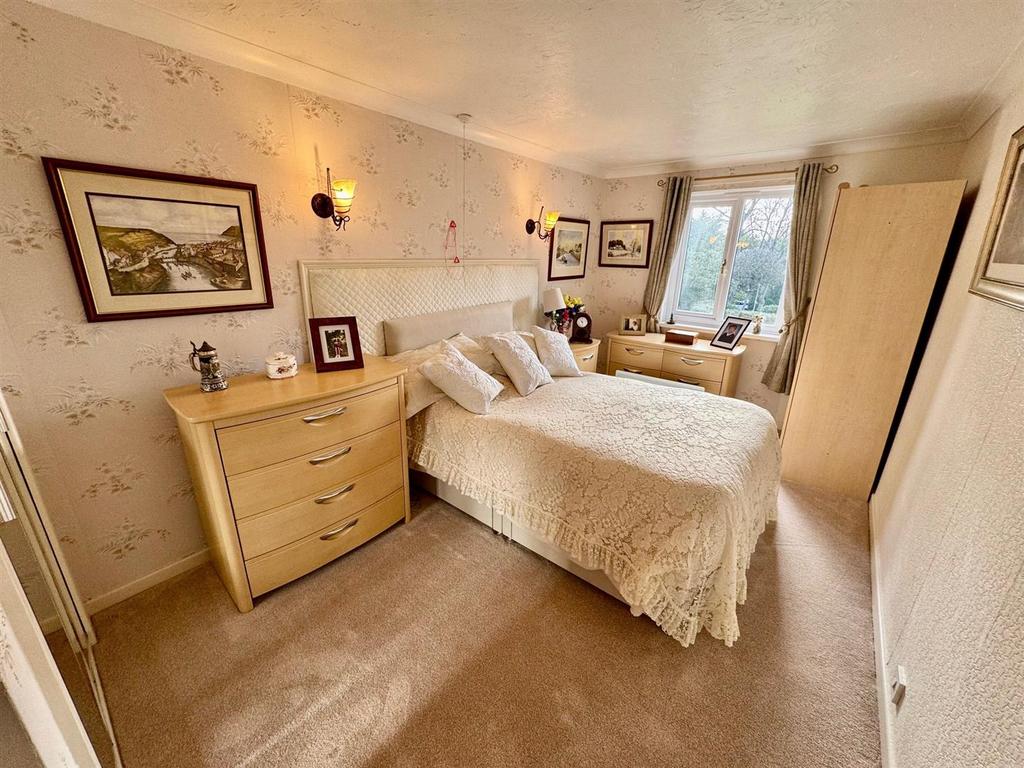 Bedroom.jpg