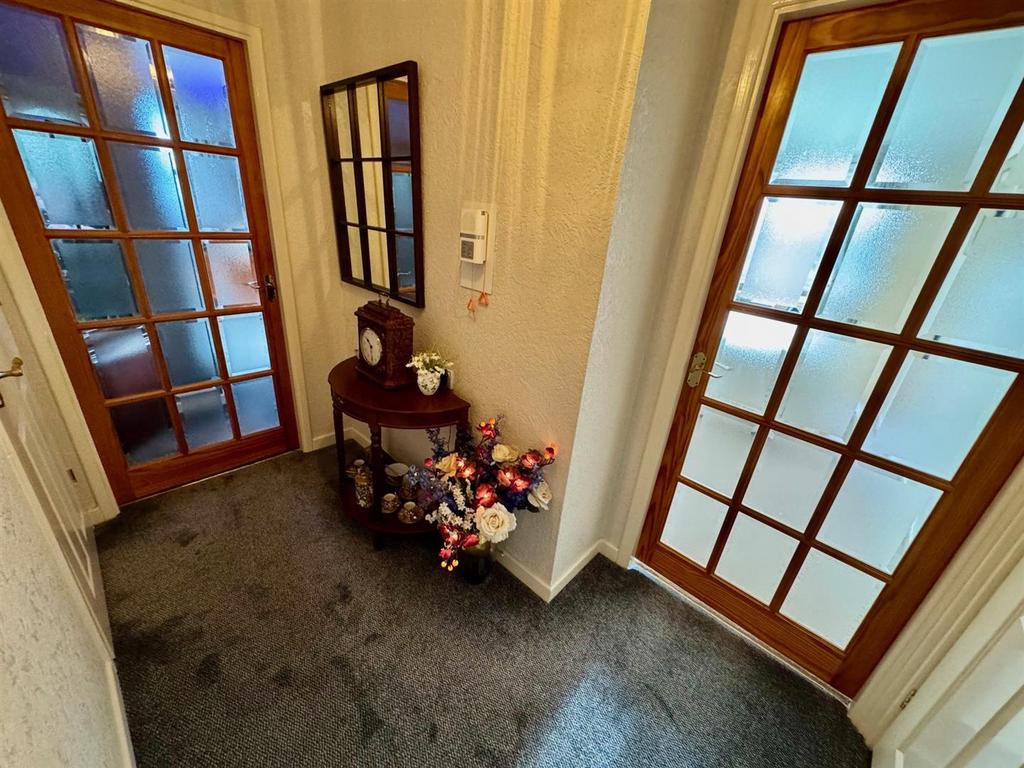 Hall 2.jpg