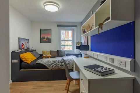 undefined, Bridge Street, Guildford GU1
