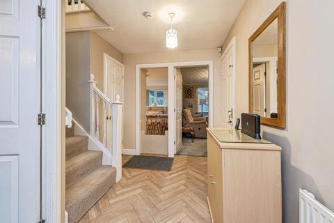 4 bedroom detached house for sale, Warneford Road, Huddersfield