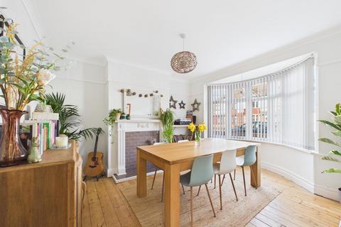 3 bedroom semi-detached house for sale, Oakland Road, Monkseaton