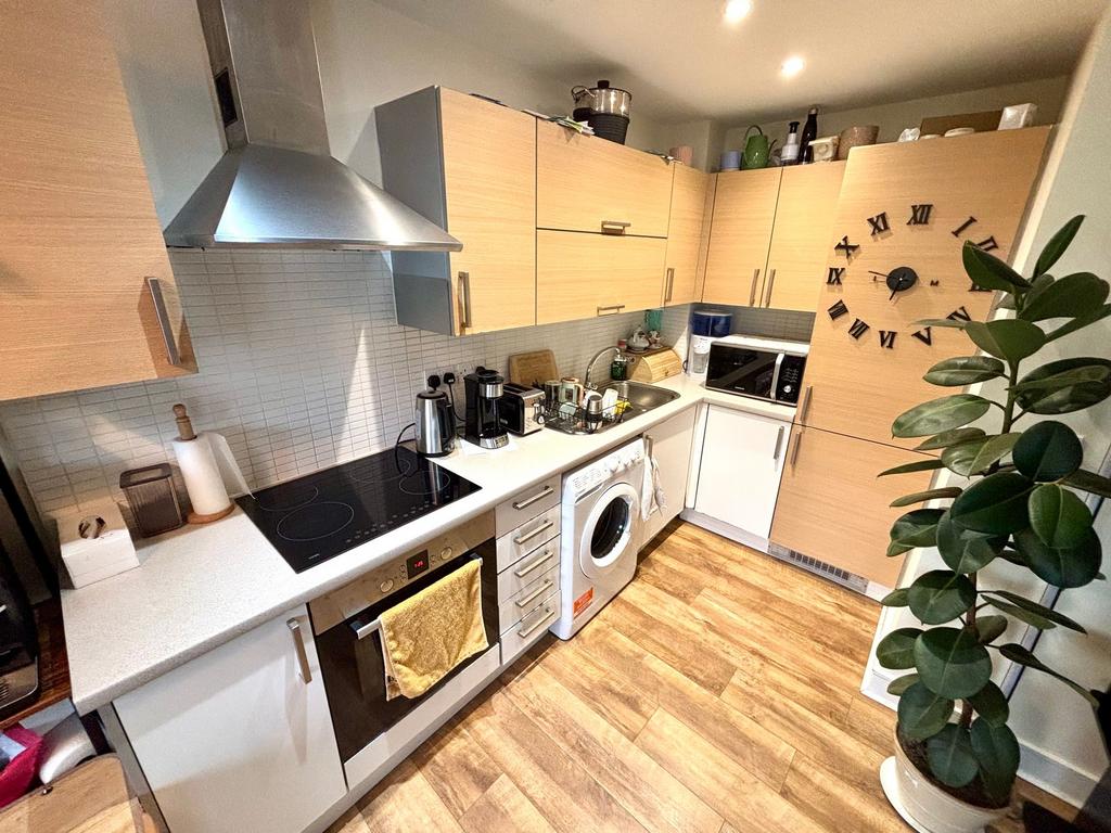 Open Plan Living Room & Kitchen