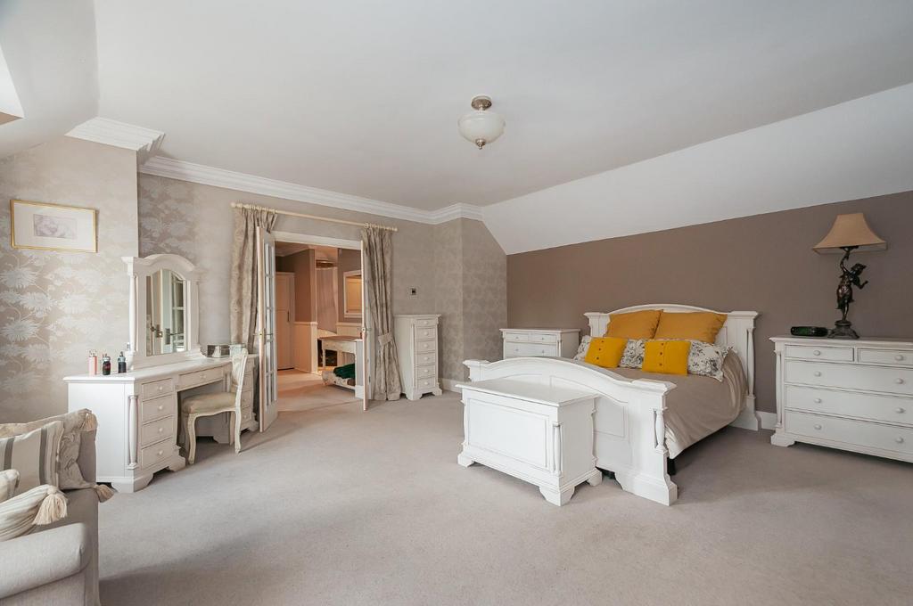 Master bedroom alt