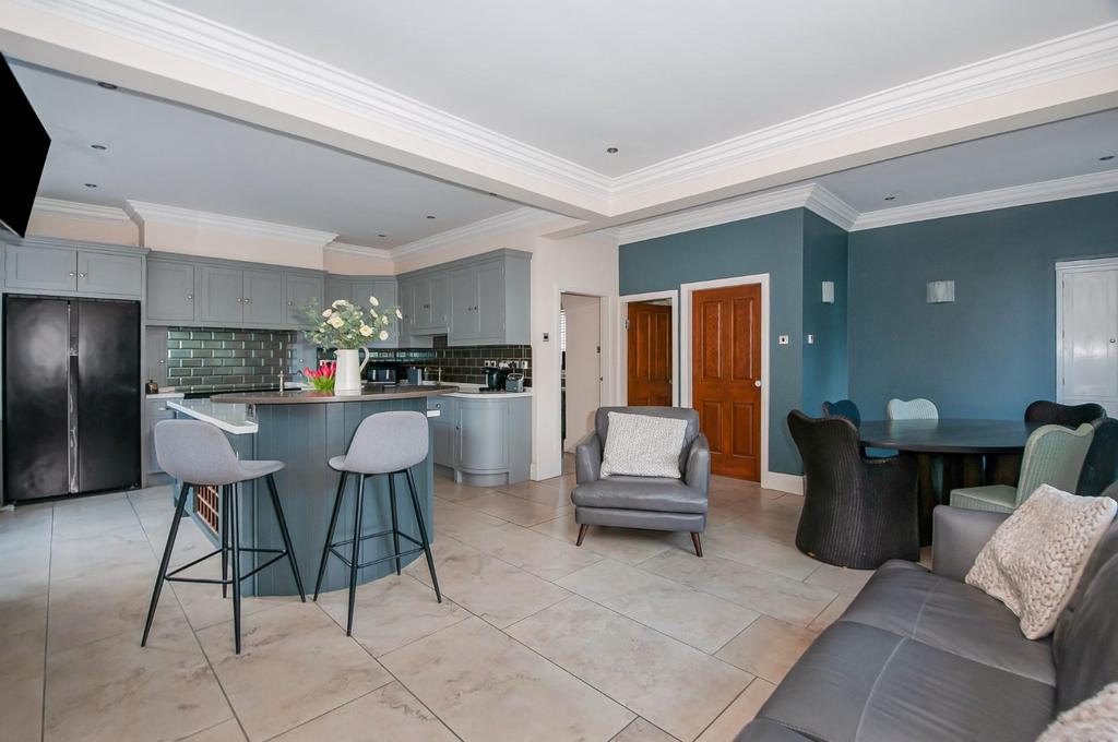 Kitchen/Dining/Living alt