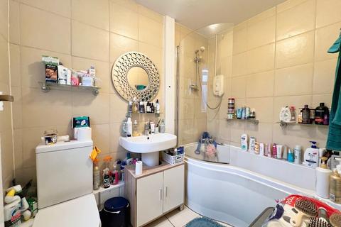 2 bedroom terraced house for sale, Gilchrist Avenue, Corby, NN17