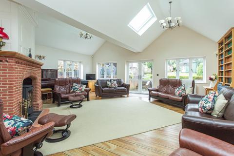 4 bedroom bungalow for sale, Westcourt Lane, Shepherdswell, Kent, CT15
