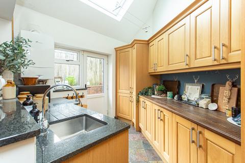 4 bedroom bungalow for sale, Westcourt Lane, Shepherdswell, Kent, CT15