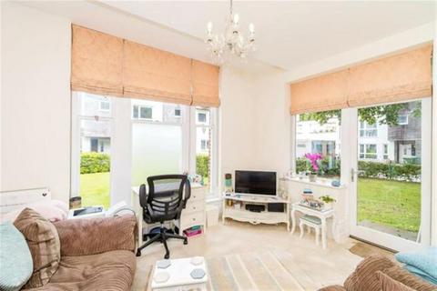 undefined, James Weld Close, Southampton