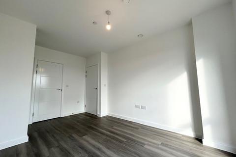 2 bedroom flat to rent, Canal Street, Milton Keynes MK9