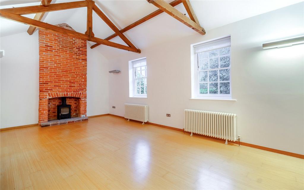 Bed 3/ Living Room