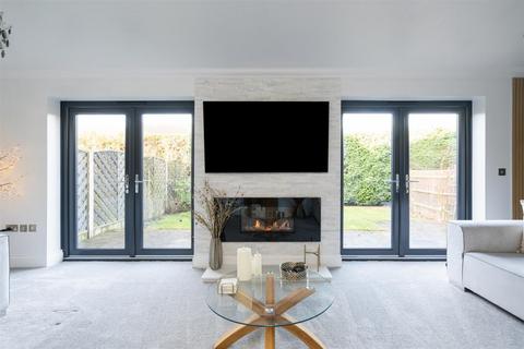 4 bedroom detached house for sale, Culverley Crescent, Knowle