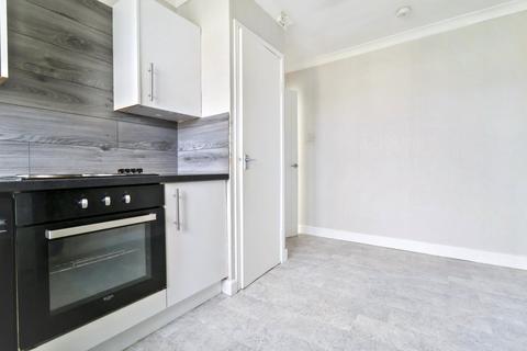 3 bedroom apartment for sale, Vanguard Way, Renfrew, PA4
