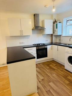 2 bedroom flat to rent, Elms Lane, Wembley HA0