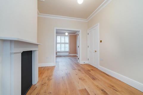 2 bedroom house to rent, Wildwood Grove, Hampstead, NW3