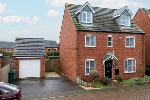 5 bedroom detached house for sale, Wadham Close, Syston. LE7 2FF
