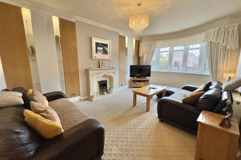 4 bedroom semi-detached house for sale, Lytham Road, South Shore FY4