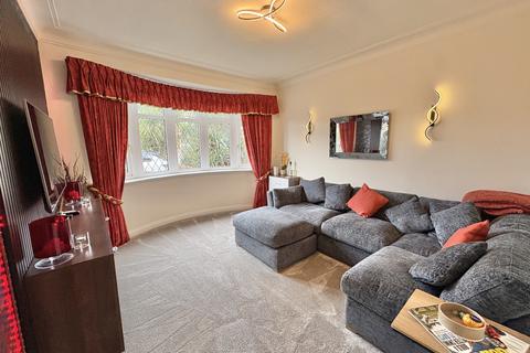4 bedroom semi-detached house for sale, Lytham Road, South Shore FY4