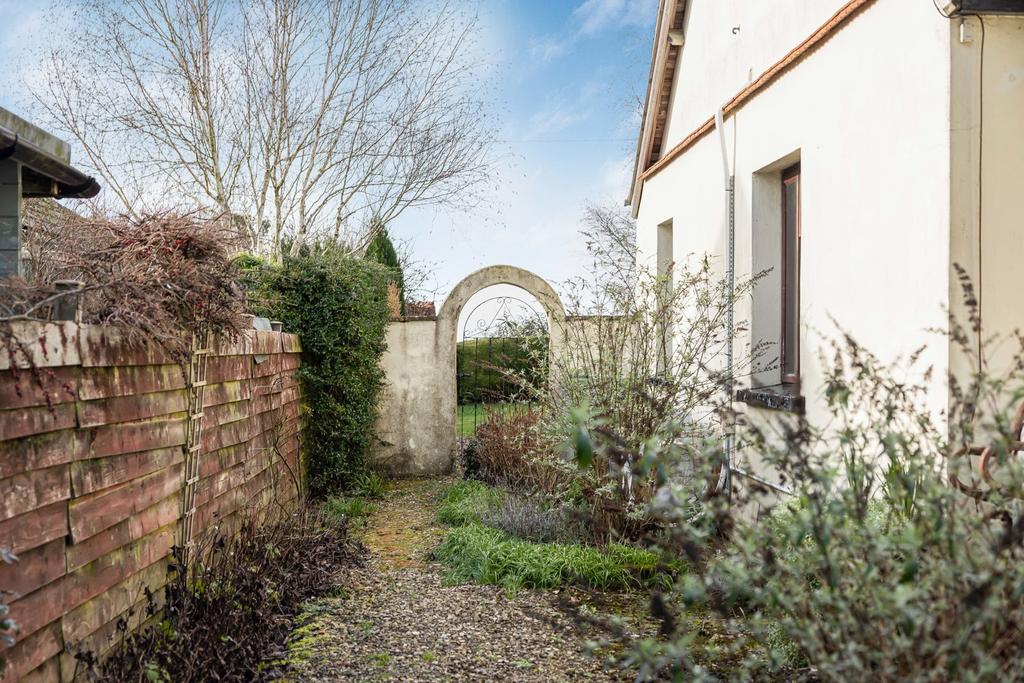 Side Garden