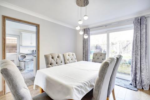 4 bedroom detached house to rent, Greenstead, Sawbridgeworth, CM21