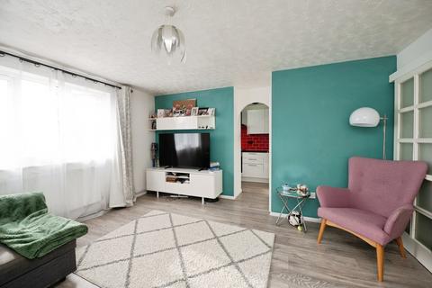 undefined, Linnet Way, Purfleet-on-Thames, RM19