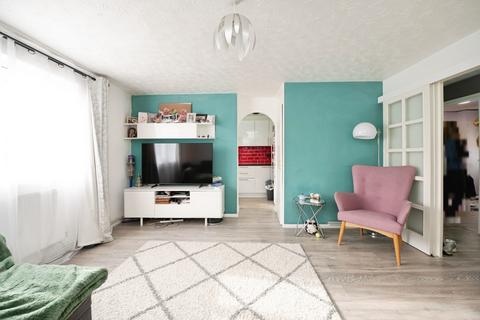 undefined, Linnet Way, Purfleet-on-Thames, RM19