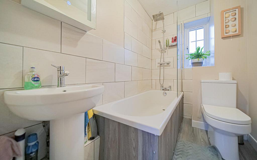 P1068026-2.jpg
