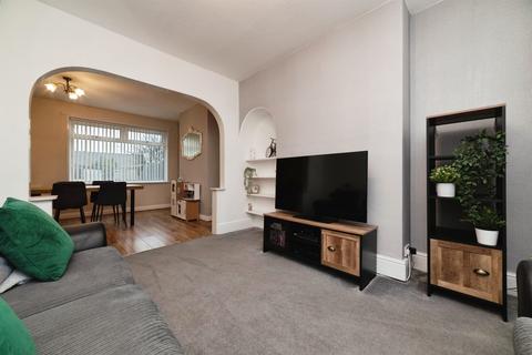 3 bedroom terraced house for sale, Priory Road, Hull