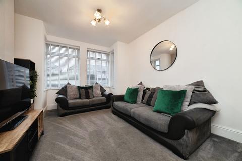 3 bedroom terraced house for sale, Priory Road, Hull