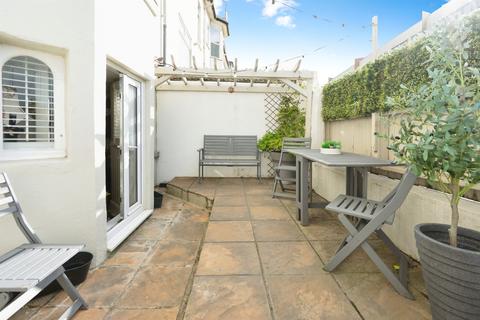 3 bedroom character property for sale, New Road, Shoreham-By-Sea