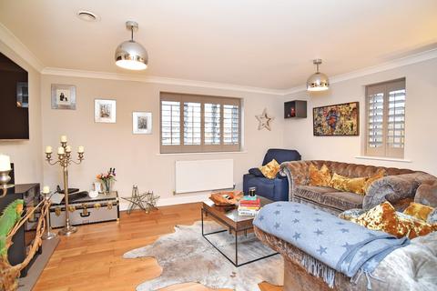 5 bedroom detached house for sale, Redfearn Mews (off Leadhall Lane), Harrogate