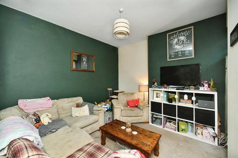2 bedroom flat for sale, Warren Road, Brighton