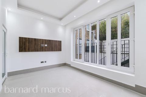 undefined, Newton Avenue, London