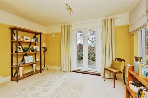 4 bedroom character property for sale, High Street, Whitwell, Worksop