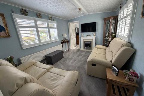 2 bedroom mobile home for sale, Pyrford