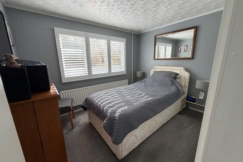 2 bedroom mobile home for sale, Pyrford