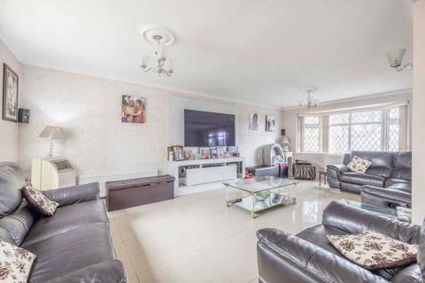 4 bedroom detached house for sale, The Close, Iver, Buckinghamshire, SL0 0HE